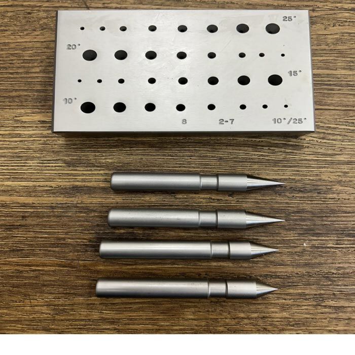 O.M.O Round Bezel Block – 4 Angled Hole Rows (10°, 15°, 20°, 25°) | 2.00–7.00mm