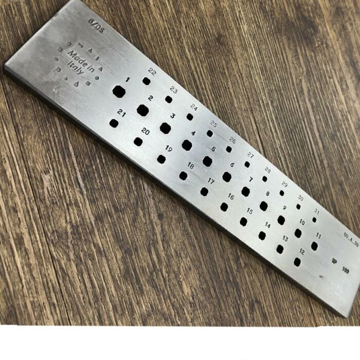 Drawplate, Chamfered Square, 31 Holes, 6.00 to 3.00mm