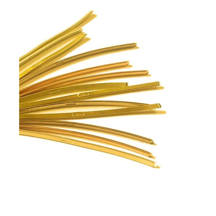 18ct Yellow Gold Hallmarked Shank 2.6mm x 1.8mm